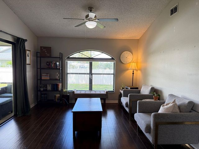 3916 CREWS LAKE DRIVE, Lakeland, FL 33813