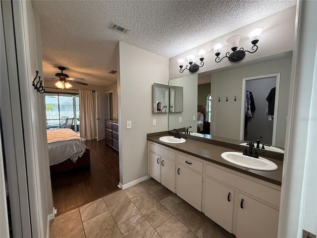 3916 CREWS LAKE DRIVE, Lakeland, FL 33813