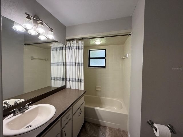 3916 CREWS LAKE DRIVE, Lakeland, FL 33813