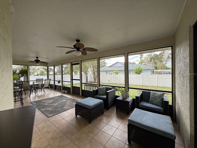 3916 CREWS LAKE DRIVE, Lakeland, FL 33813
