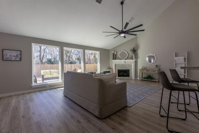 522 Jeremy Court, Spring, TX 77386