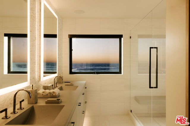 3000 Sandy Lane, Del Mar, CA 92014