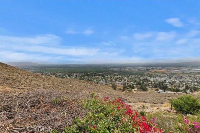 7350 Live Oak, Jurupa Valley, CA 92509