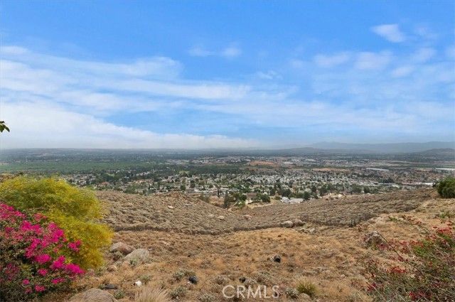 7350 Live Oak, Jurupa Valley, CA 92509