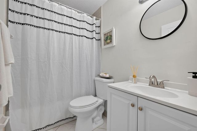 592 SW Banks Terrace, Port St. Lucie, FL 34953