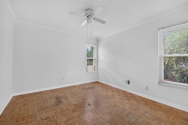 592 SW Banks Terrace, Port St. Lucie, FL 34953