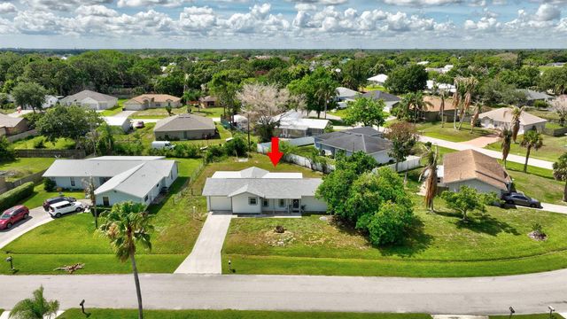 592 SW Banks Terrace, Port St. Lucie, FL 34953