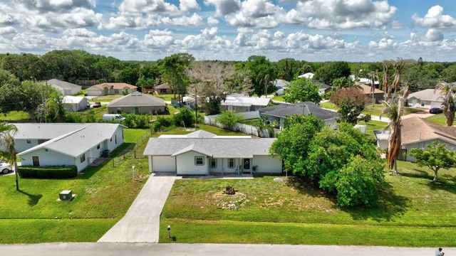 592 SW Banks Terrace, Port St. Lucie, FL 34953