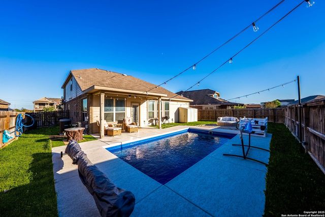 1918 Sunspur Rd, New Braunfels, TX 78130