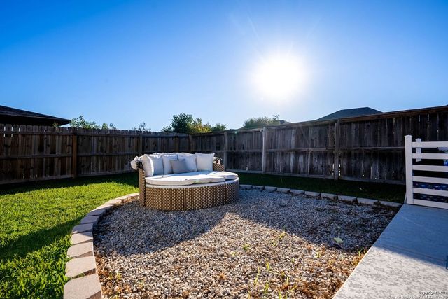1918 Sunspur Rd, New Braunfels, TX 78130