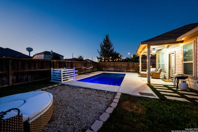 1918 Sunspur Rd, New Braunfels, TX 78130