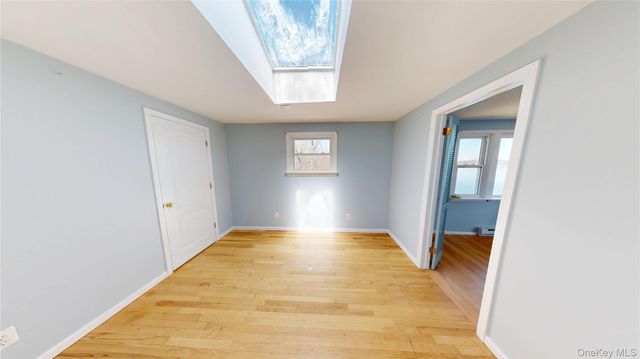 88 W Mombasha Road, Monroe, NY 10950