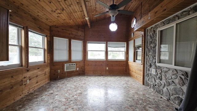 1621 Sapphire Way, Sun Prairie, WI 53590