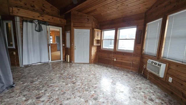 1621 Sapphire Way, Sun Prairie, WI 53590