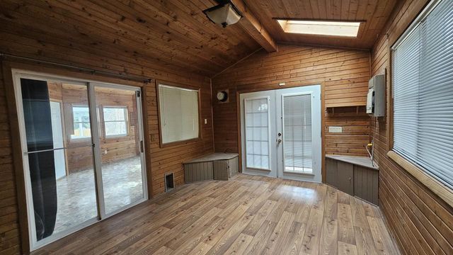 1621 Sapphire Way, Sun Prairie, WI 53590