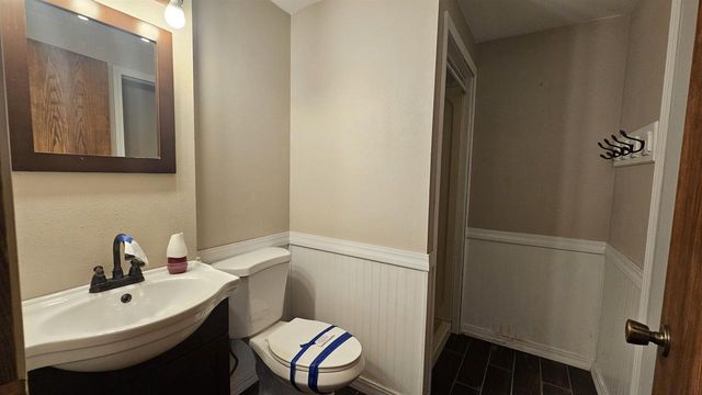 1621 Sapphire Way, Sun Prairie, WI 53590