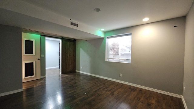 1621 Sapphire Way, Sun Prairie, WI 53590