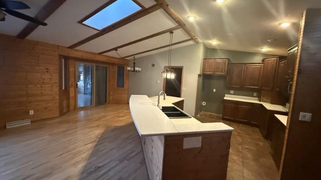 1621 Sapphire Way, Sun Prairie, WI 53590