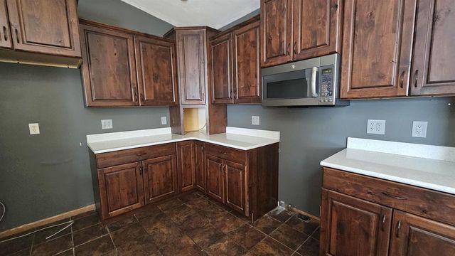 1621 Sapphire Way, Sun Prairie, WI 53590