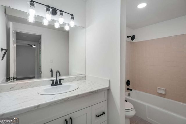 2176 Wellington Circle, Lithonia, GA 30058