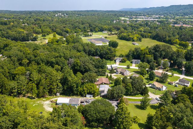 409 White Road, Chattanooga, TN 37421