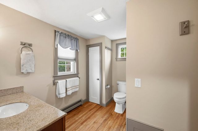 50 Nightingale Rd 3, Plymouth, MA 02360