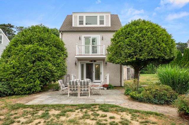 50 Nightingale Rd 3, Plymouth, MA 02360