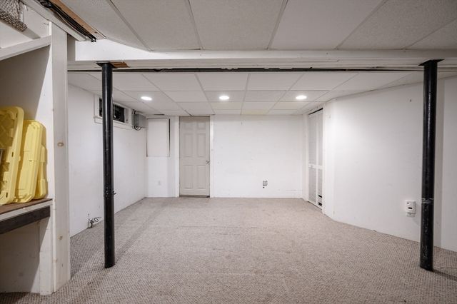 50 Nightingale Rd 3, Plymouth, MA 02360