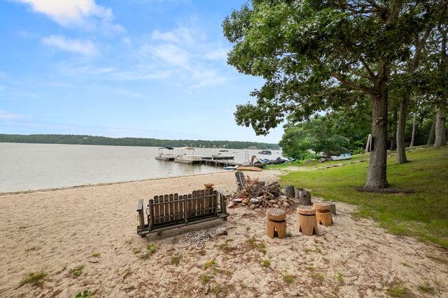 50 Nightingale Rd 3, Plymouth, MA 02360