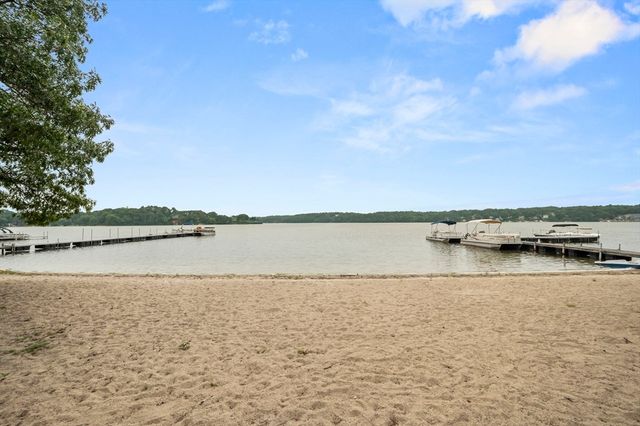 50 Nightingale Rd 3, Plymouth, MA 02360