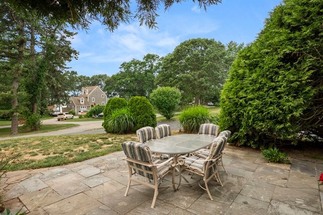 50 Nightingale Rd 3, Plymouth, MA 02360