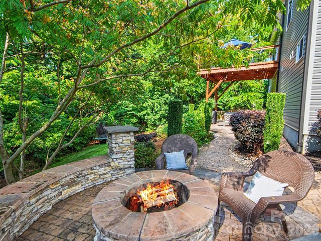 155 Wood Acre Drive, Mooresville, NC 28115