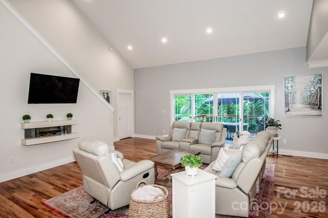 155 Wood Acre Drive, Mooresville, NC 28115
