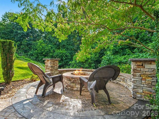 155 Wood Acre Drive, Mooresville, NC 28115
