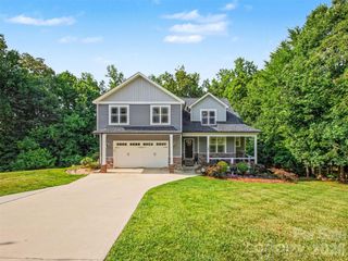 155 Wood Acre Drive, Mooresville, NC 28115