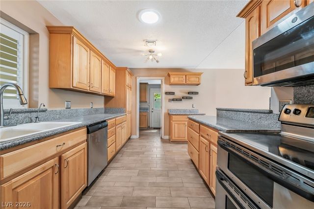 6675 Five Pennies Circle, Las Vegas, NV 89120