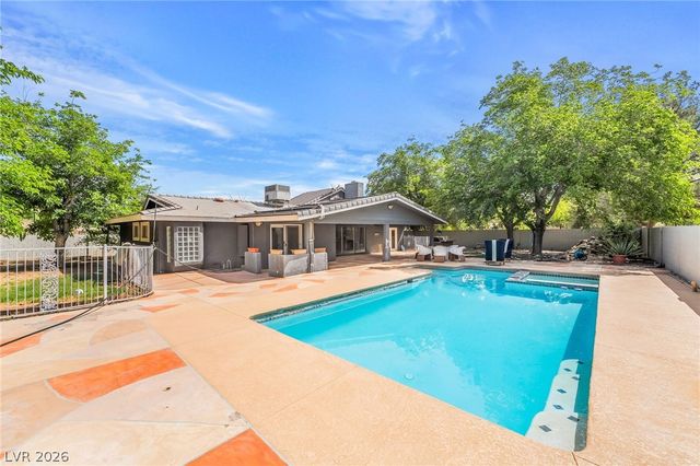 6675 Five Pennies Circle, Las Vegas, NV 89120