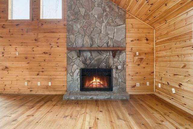 591 Oak Ridge Road, Ellijay, GA 30536