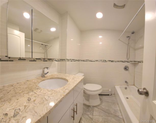 14615 22nd Avenue, Whitestone, NY 11357