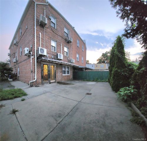 14615 22nd Avenue, Whitestone, NY 11357
