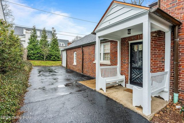 408 Mayfair Ln, Louisville, KY 40207