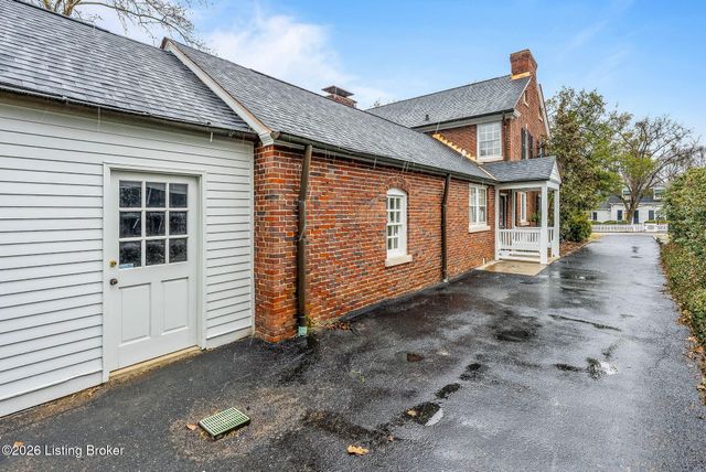 408 Mayfair Ln, Louisville, KY 40207