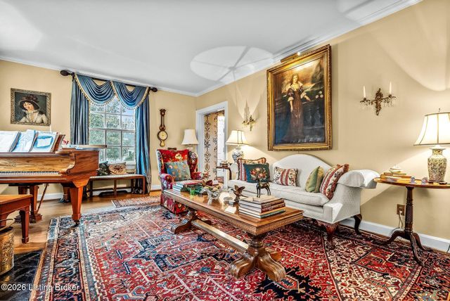 408 Mayfair Ln, Louisville, KY 40207