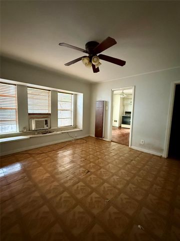 1526 Yale Street 2, Houston, TX 77008