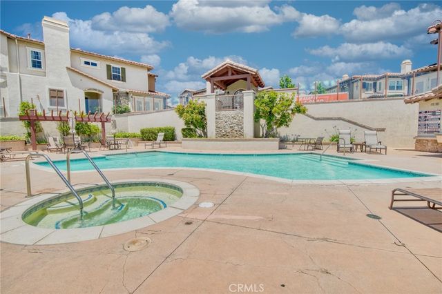 21976 Cortina, Chatsworth, CA 91311