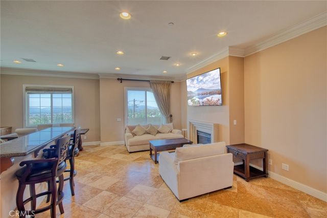 21976 Cortina, Chatsworth, CA 91311