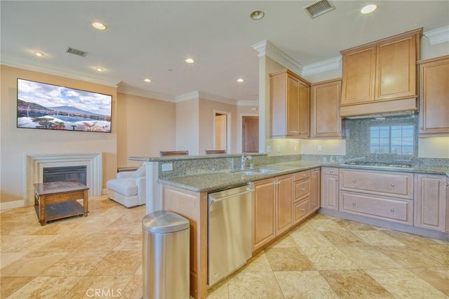 21976 Cortina, Chatsworth, CA 91311