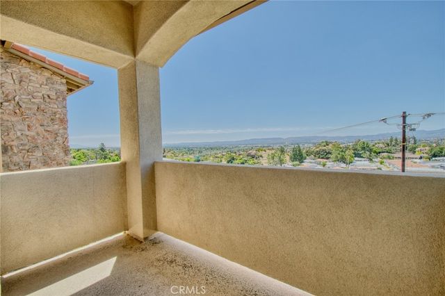 21976 Cortina, Chatsworth, CA 91311