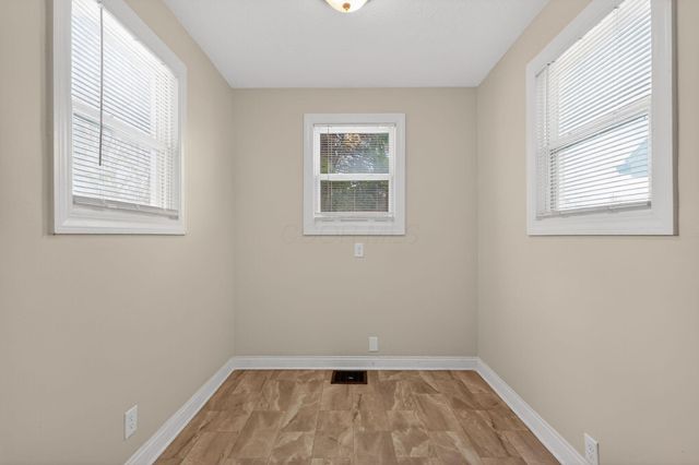 632 Hilltonia Avenue, Columbus, OH 43223