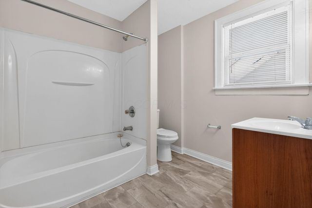 632 Hilltonia Avenue, Columbus, OH 43223